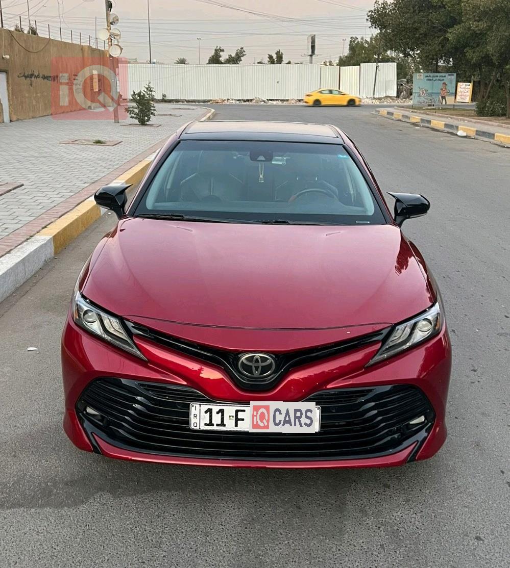 تۆیۆتا کامری